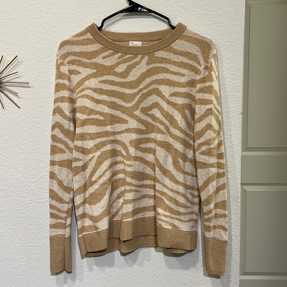 a new day | Long Sleeve Sweater | L